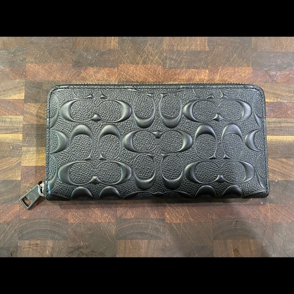 Coach Wallet - Picture 2 of 4